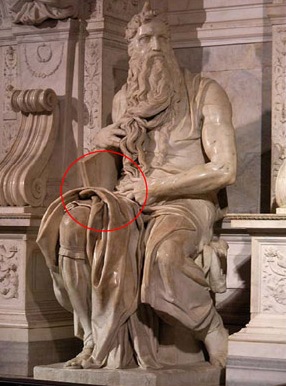 פסל   משה 3.jpg
