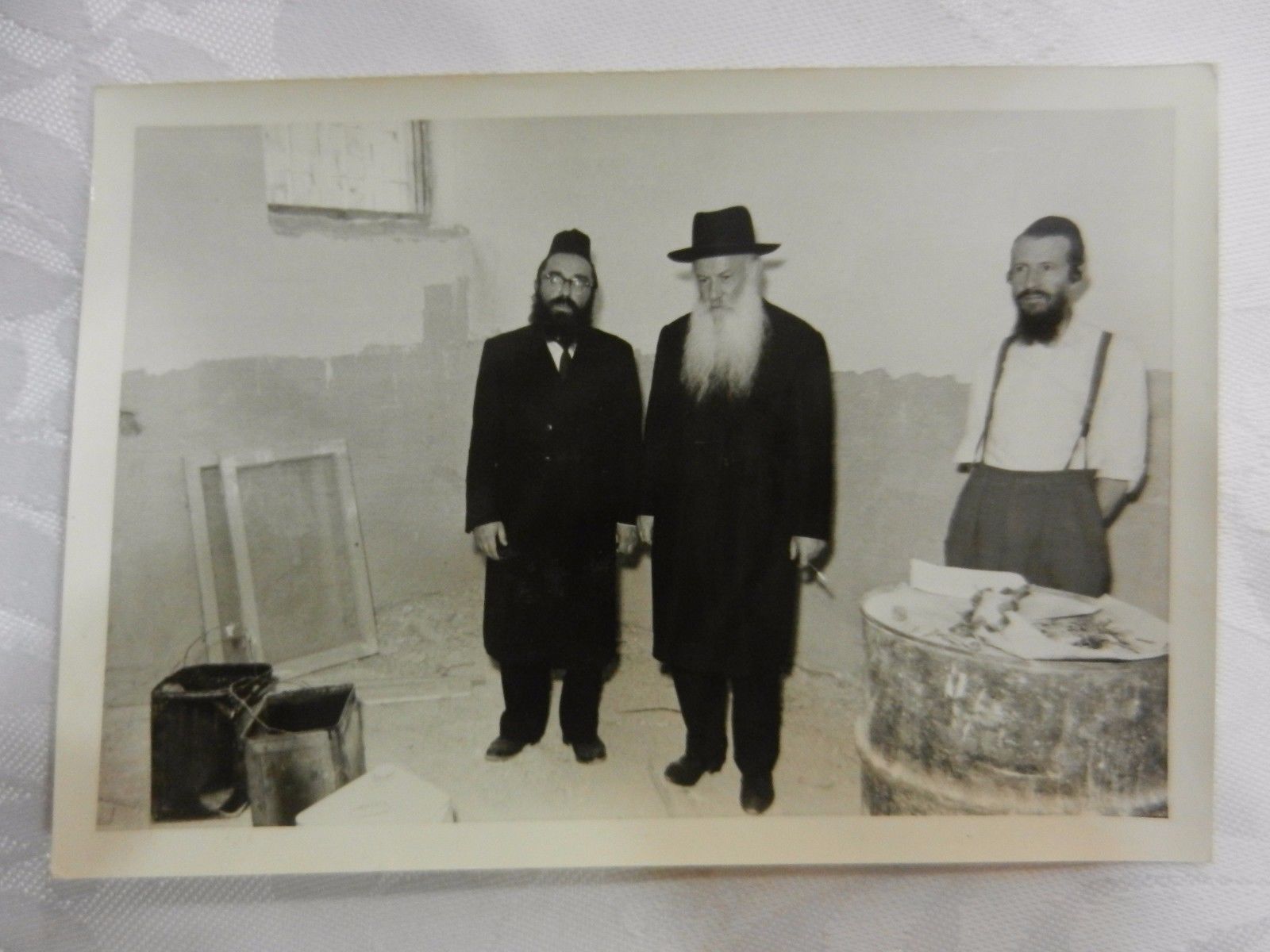 jewish-judaica-photo-rabbi-chassidic-antique-yeshiva-synagogue.jpg
