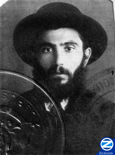 00000501-passport-picture-young-rabbi-yisroel-ber-odesser.jpg